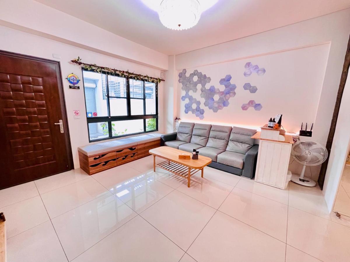 Apartmán 安平六合居 六合館 Tchaj-nan Exteriér fotografie