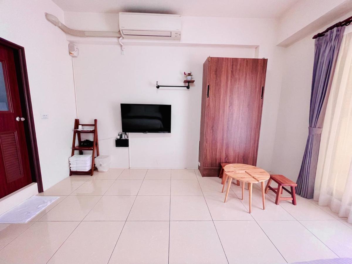 Apartmán 安平六合居 六合館 Tchaj-nan Exteriér fotografie